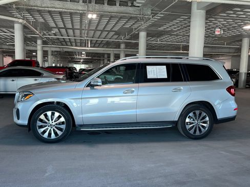 Used 2019 Mercedes-Benz GLS 450 4MATIC image 7