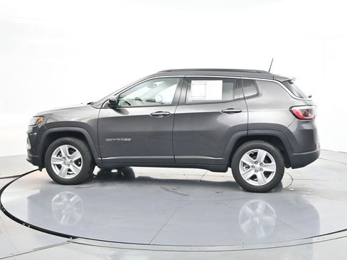 Used 2022 Jeep Compass Latitude w/ Sun and Sound Group image 9