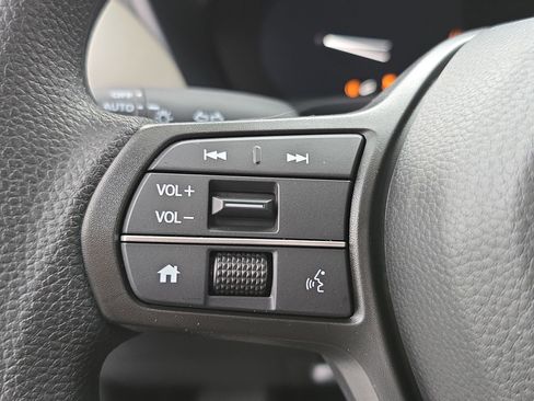 New 2026 Honda HR-V LX image 16