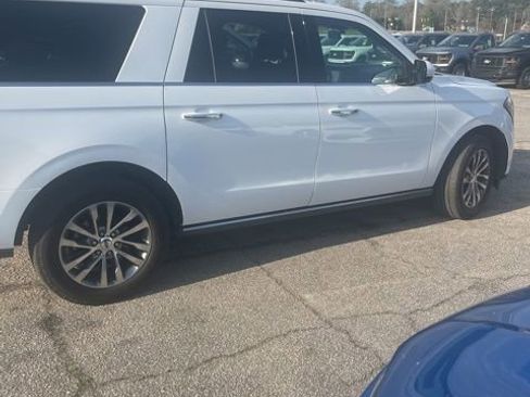 Used 2018 Ford Expedition Max Limited w/ Equipment Group 301A image 6