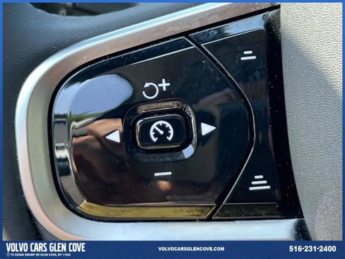 Certified 2025 Volvo XC60 T8 Plus w/ Protection Package Premier image 21