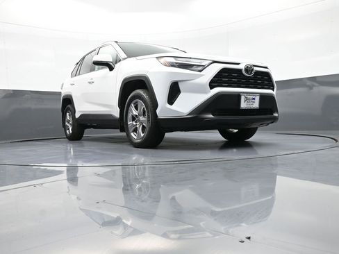 Certified 2023 Toyota RAV4 XLE w/ Convenience Package AWD/4WD image 29
