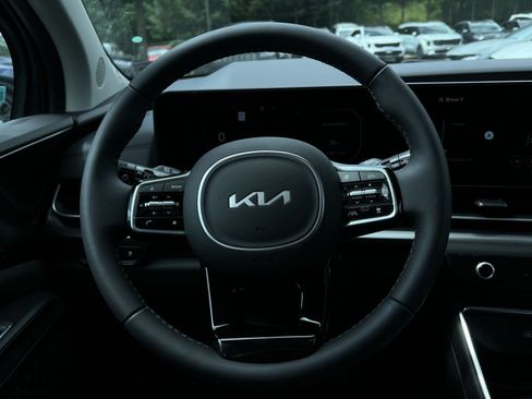 New 2026 Kia Carnival SX Prestige FWD image 31
