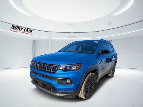 New 2026 Jeep Compass Latitude image 6