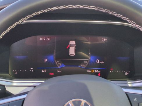 New 2026 Volkswagen Taos SE image 13