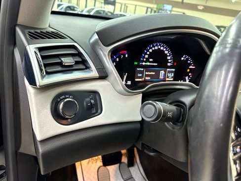 Used 2016 Cadillac SRX Luxury w/ Driver Awareness Package image 19