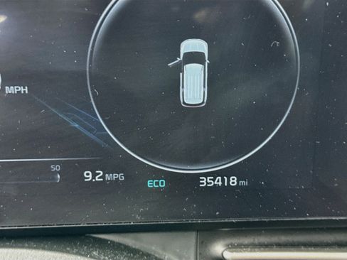 Used 2024 Kia Carnival SX FWD image 19