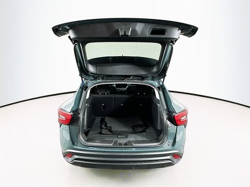 Used 2025 Chevrolet Trax LS w/ LS Convenience Package image 28