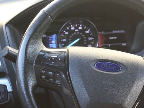 Used 2017 Ford Explorer XLT w/ Equipment Group 202A image 23