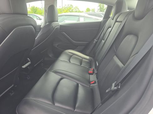 Used 2020 Tesla Model 3 Standard Range Plus RWD image 6