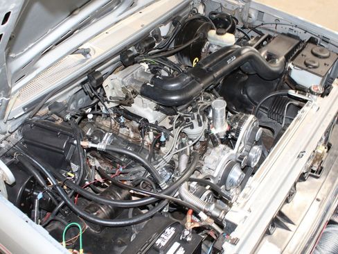 Used 1991 Ford F350 4x4 Regular Cab image 12