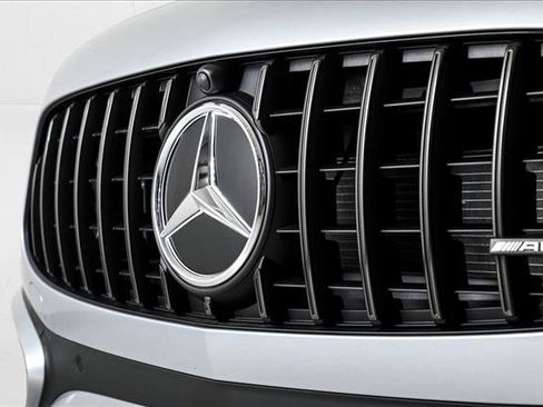 New 2026 Mercedes-Benz GLA 35 AMG 4MATIC image 2