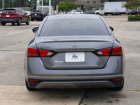 Used 2023 Nissan Altima 2.5 S FWD image 19