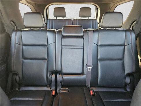 Used 2023 Dodge Durango GT image 16