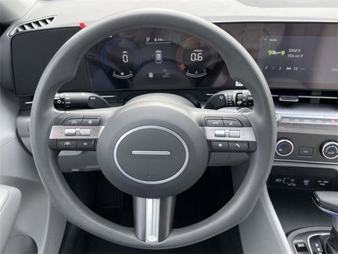 Certified 2025 Hyundai Kona SE image 14