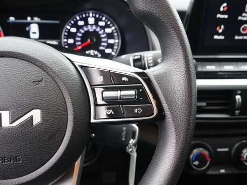 Used 2023 Kia Forte LX image 20