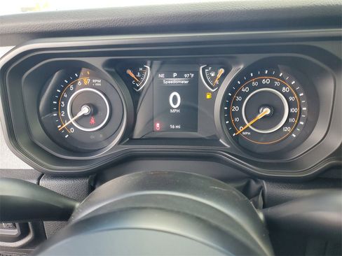 New 2025 Jeep Gladiator Sport image 14