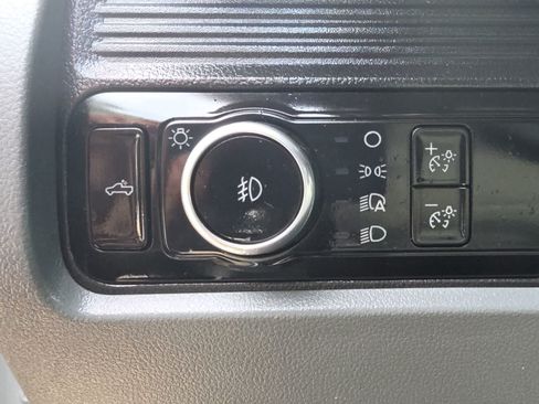 Used 2025 Ford F250 XLT w/ FX4 Off-Road Package AWD/4WD image 19
