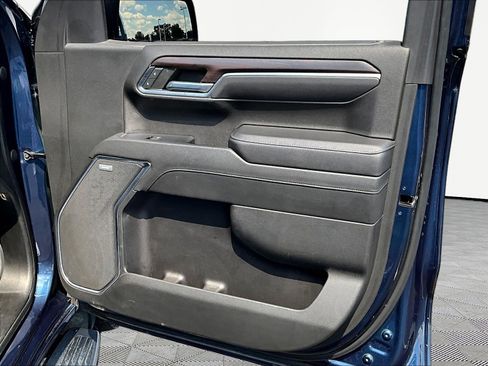 Used 2022 GMC Sierra 1500 SLT w/ SLT Premium Plus Package AWD/4WD image 28