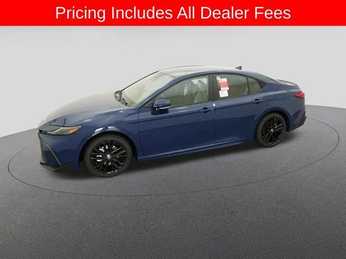 New 2026 Toyota Camry SE FWD image 2
