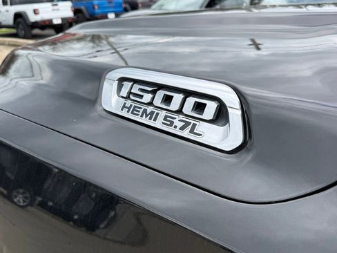 Used 2019 RAM 1500 Big Horn image 11