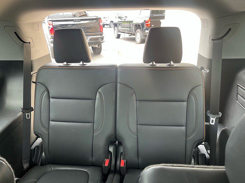 Used 2023 GMC Acadia AT4 AWD/4WD image 19