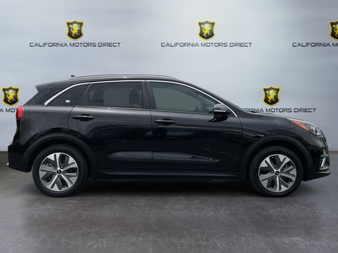 Used 2022 Kia Niro EX Premium FWD image 4