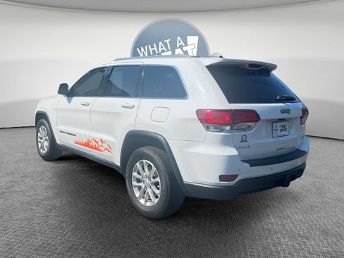 Used 2021 Jeep Grand Cherokee Laredo AWD/4WD image 6
