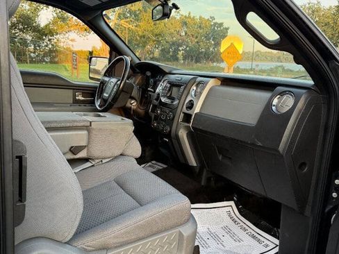 Used 2013 Ford F150 XLT w/ Mid Equipment Group AWD/4WD image 16