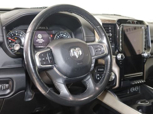 Used 2020 RAM 1500 Laramie AWD/4WD image 6