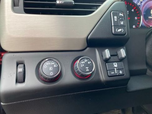 Used 2015 GMC Yukon Denali w/ Open Road Package AWD/4WD image 21
