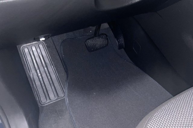 Used 2023 Chevrolet Traverse LT w/ LPO, Floor Liner Package AWD/4WD image 38