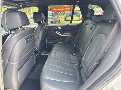 Used 2022 BMW X5 sDrive40i w/ Premium Package image 10