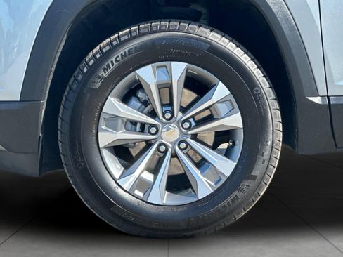 Used 2025 Chevrolet Equinox LT w/ Convenience Package II AWD/4WD image 24