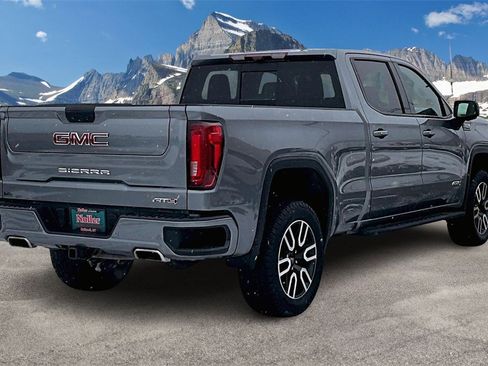 Used 2022 GMC Sierra 1500 AT4 w/ AT4 Premium Package image 2