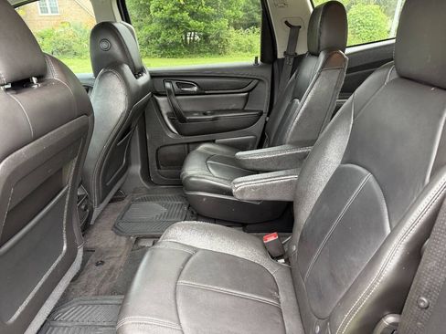 Used 2016 Chevrolet Traverse LT FWD image 8