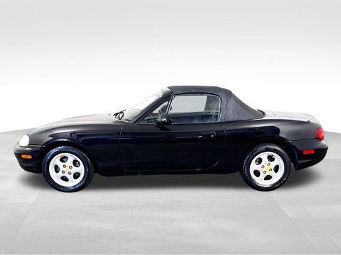 Used 1999 MAZDA MX-5 Miata RWD image 10