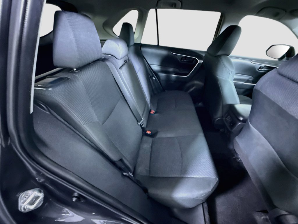 Certified 2022 Toyota RAV4 LE AWD/4WD image 29