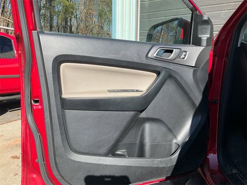 Used 2020 Ford Ranger Lariat w/ Technology Package image 17