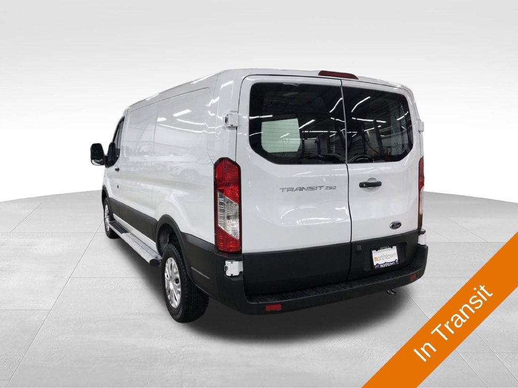 Used 2025 Ford Transit 250 Low Roof w/ Exterior Upgrade Package RWD image 4