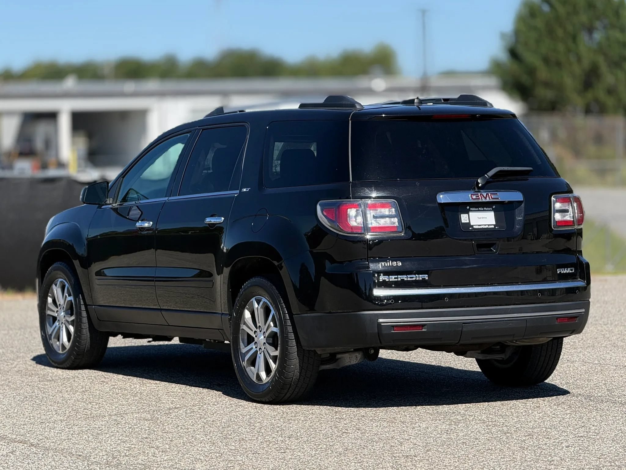 Used 2016 GMC Acadia SLT w/ Open Road Package AWD/4WD image 10