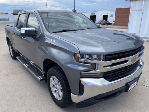 Used 2019 Chevrolet Silverado 1500 LT AWD/4WD image 7