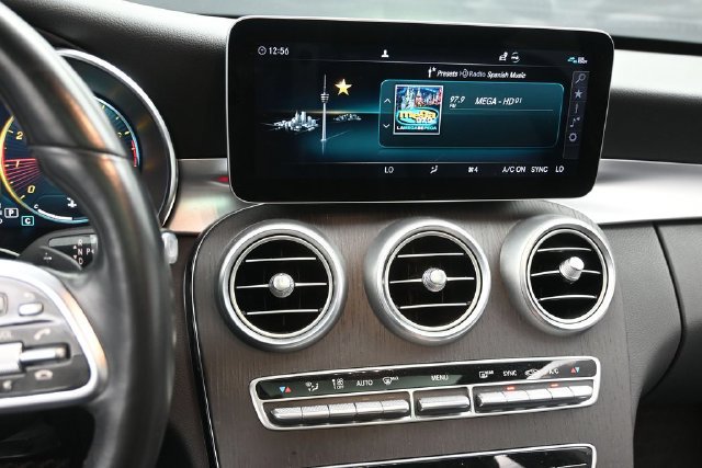 Used 2021 Mercedes-Benz C 300 4MATIC Sedan image 22