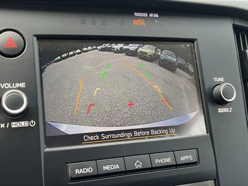 Used 2022 Subaru Outback AWD/4WD image 32