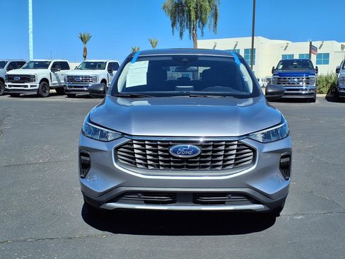 Certified 2024 Ford Escape Active FWD image 2