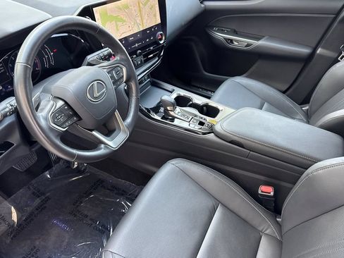 Used 2025 Lexus NX 350 AWD w/ Cold Area Package image 12