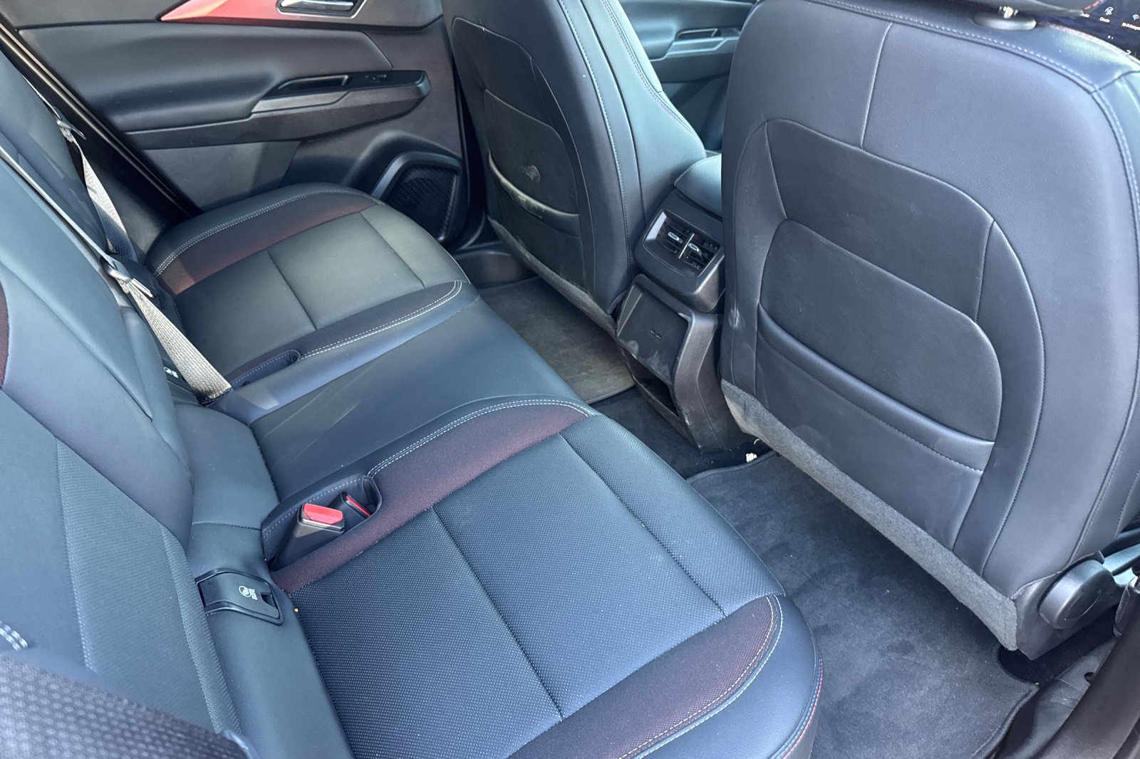 Used 2024 Chevrolet Equinox EV RS FWD image 19