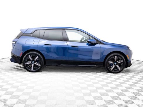 Used 2024 BMW iX xDrive50 w/ Premium Package image 6