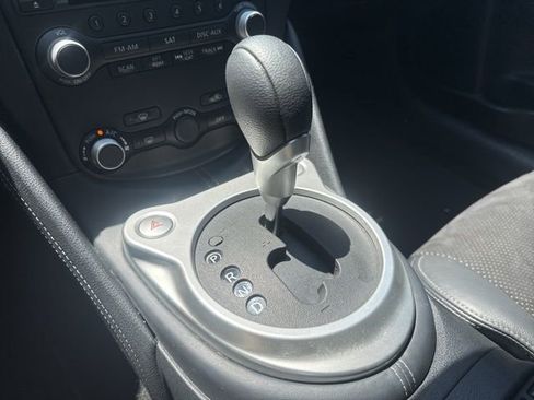 Used 2020 Nissan 370Z Touring Sport RWD image 28
