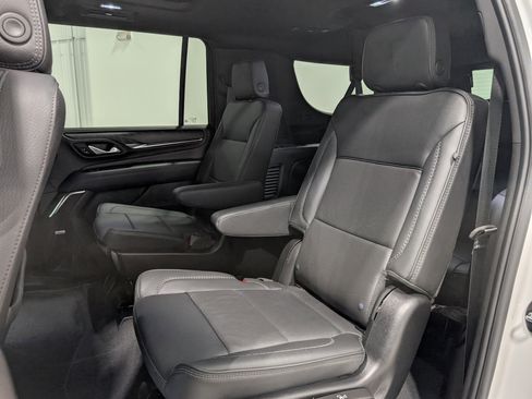 Used 2024 GMC Yukon XL Denali image 18